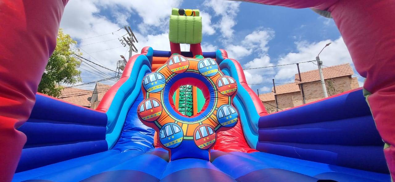 Alquiler de inflables en Chia para fiestas infantiles